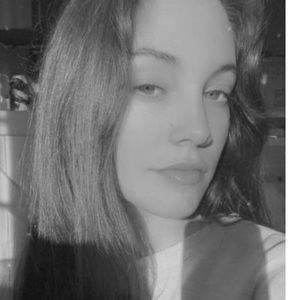 Meet your Posher, Alexandra